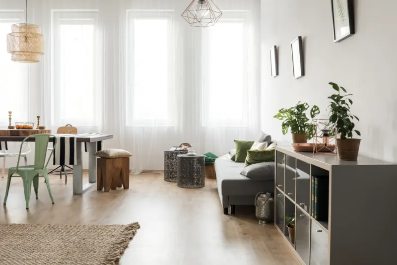 Even pure white could look different with natural light and artificial light