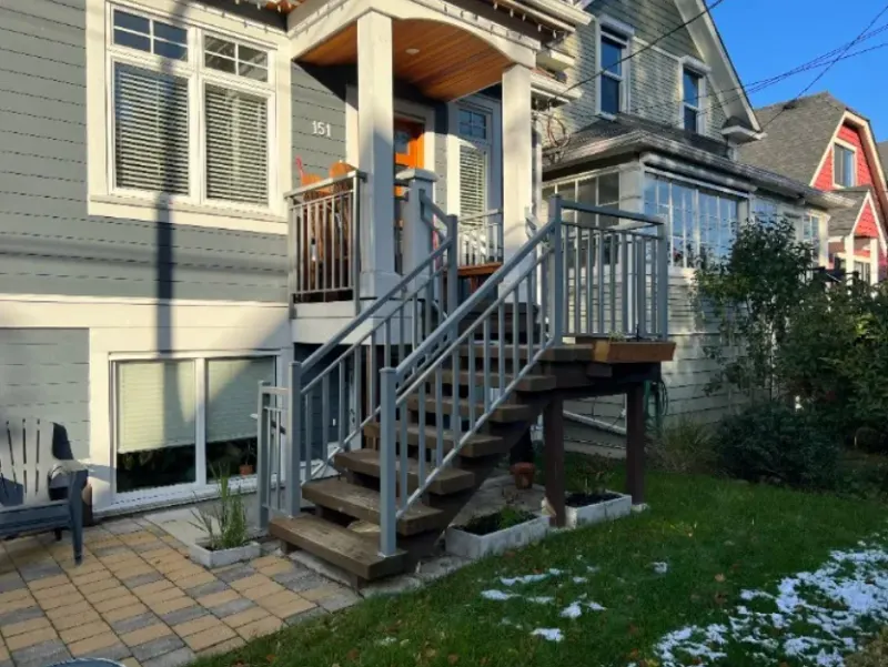 11 Outdoor exterior front stairs ideas that will improve your Home's Curb Appeal