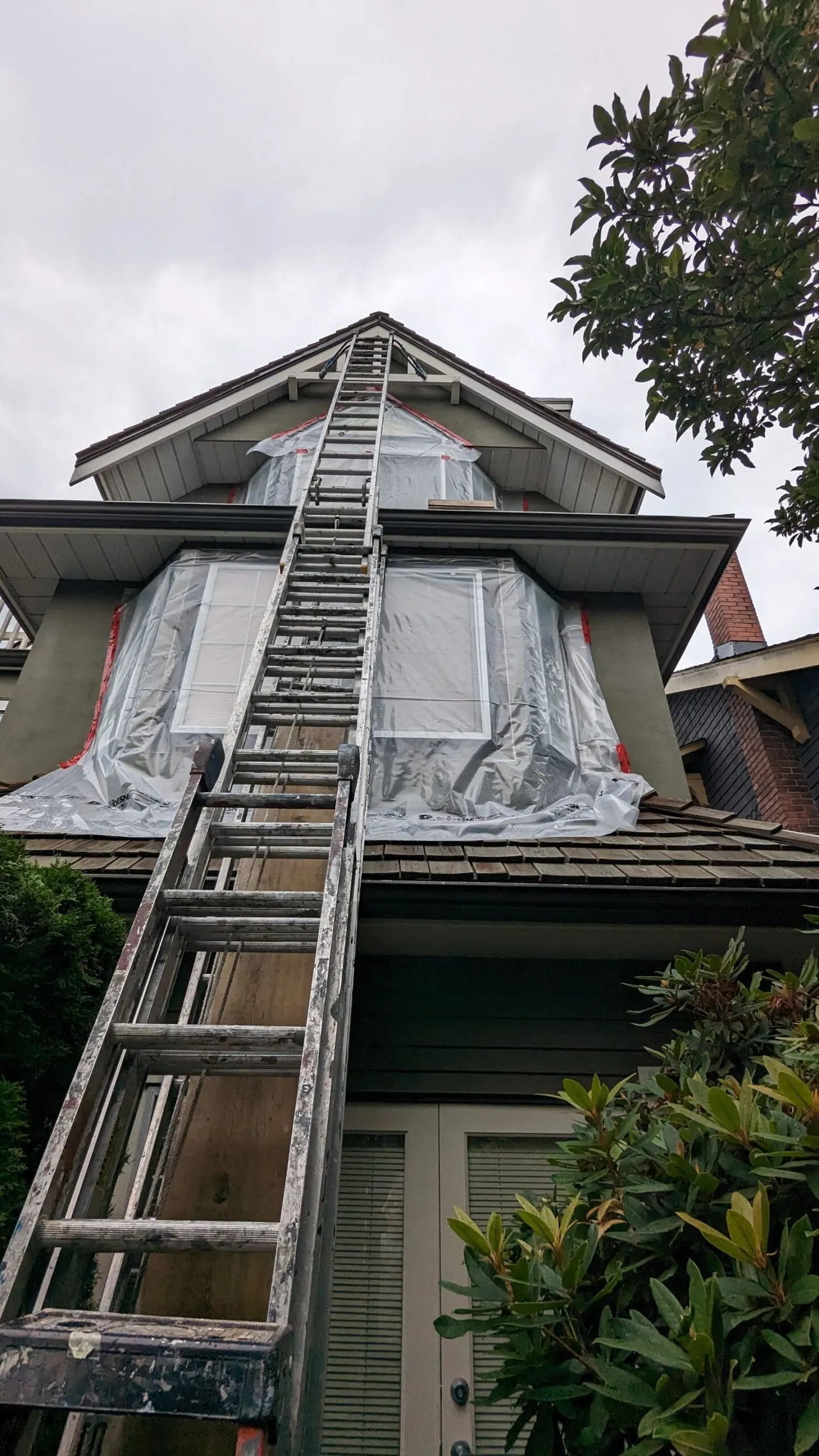 Why Roof Painting is a Smart Investment - Renaissance Painting Vancouver