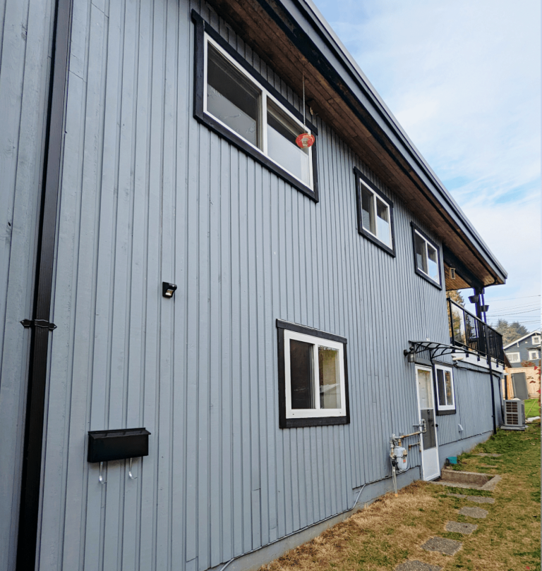How to Prep Cedar Siding for Painting for a Flawless Finish
