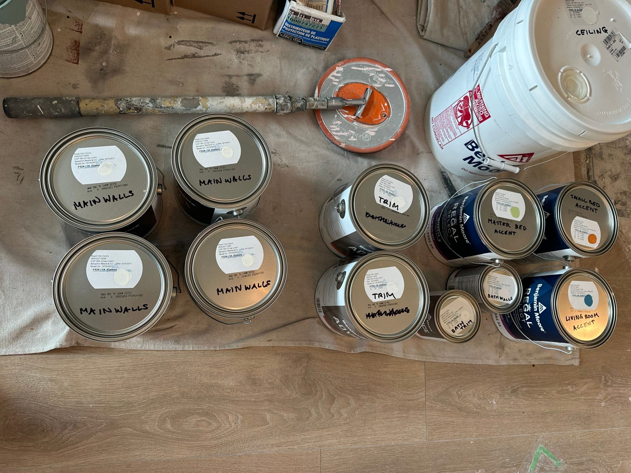 Painting materials: paint cans, stucco.