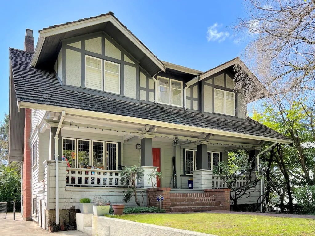 Craftsman heritage home exterior after interior house painting in Vancouver by Renaissance Painting.